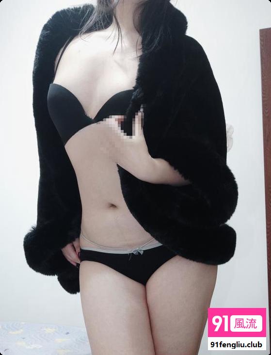 身材饱满温柔川 妹子